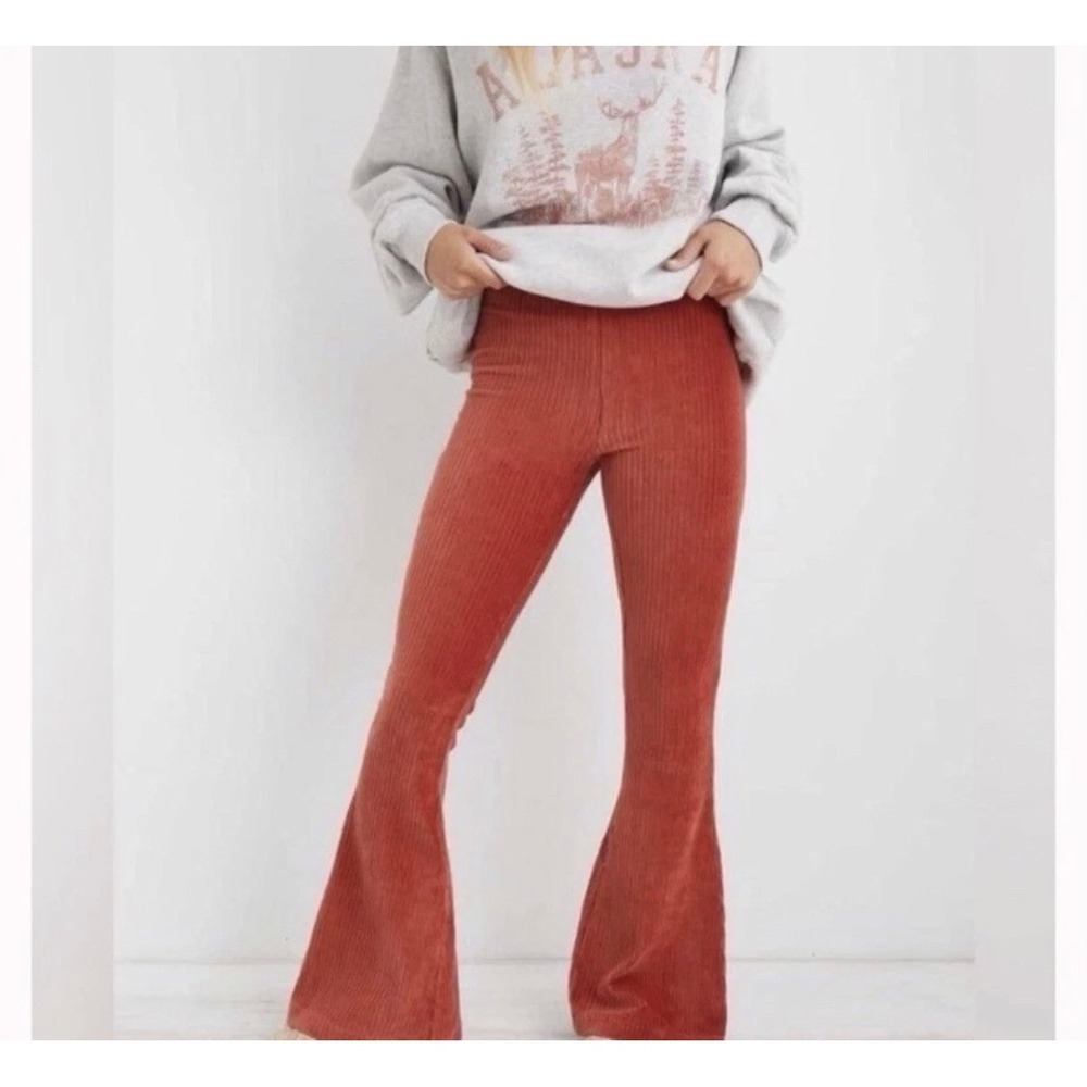 Aerie Flare Pants‎ Size S Regular Rust Orange Corduroy Ribbed Bell Bottom Leg